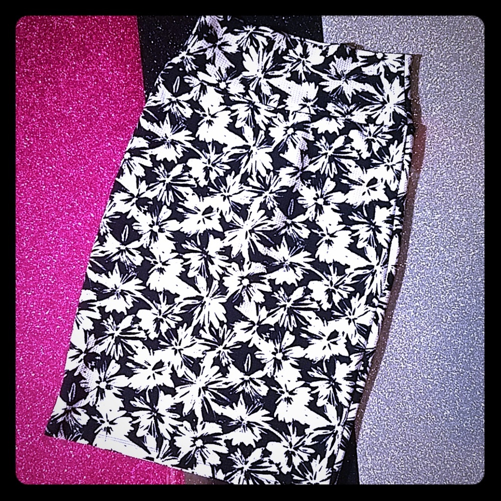 XS LuLaRoe Cassie